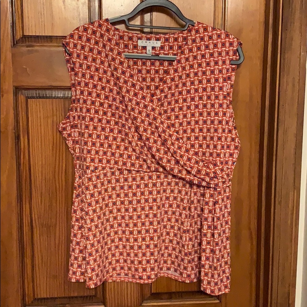 Sleeveless shirt